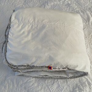 IKEA Rodtoppa White Twin Duvet Insert or Comforter